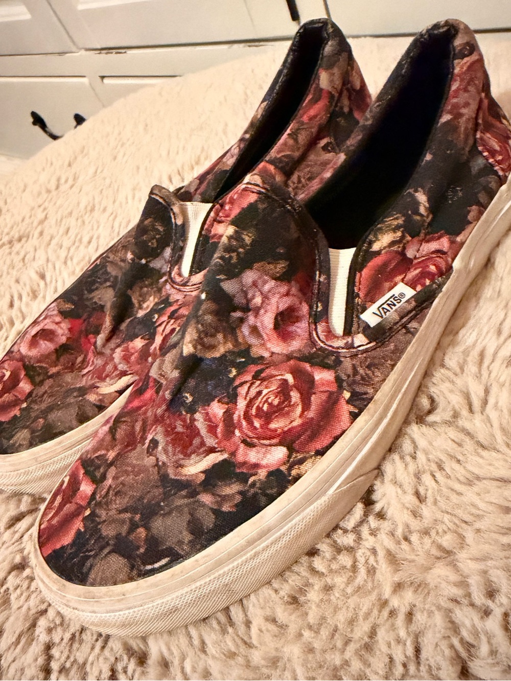 Vans - Picture 3 of 5